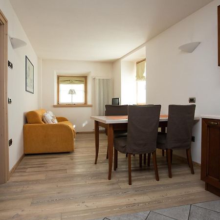 Casa Del Sol Apartaments Bormio Kamer foto
